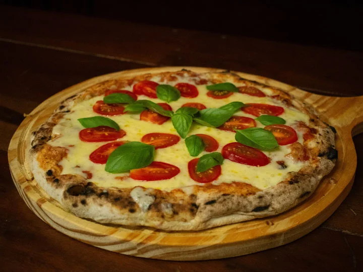 Pizza M argarita